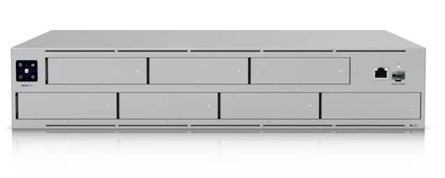 Ubiquiti UniFi NAS 7-Bay 3.5/2.5'' 1 x SFP 1 x GbE 2U UNAS-PRO