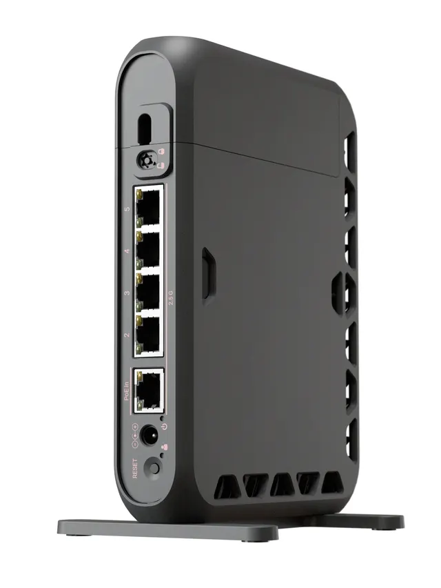 MikroTik Router Wi-Fi 7 hAP be³ Media 5x2.5GbE/PoE In/Matter RBMA53UG-HBEH