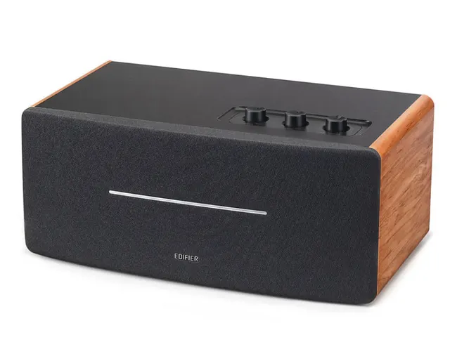 Edifier D12 Desktop Stereo Bluetooth Speaker RCA/AUX 70W