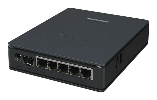 MikroTik Router Wi-Fi 6 hAP ax S AX2400 5xGbE/2.5G SFP/PoE In-Out/USB E62IUG