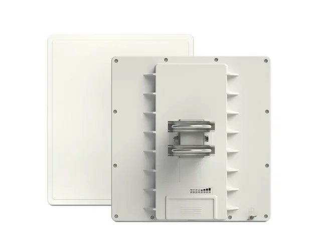 MikroTik RB911G-5HPacD-QRT, QRT 5 ac, 24dBi dual, GPOE, GLAN, pole mount, RouterOS L4