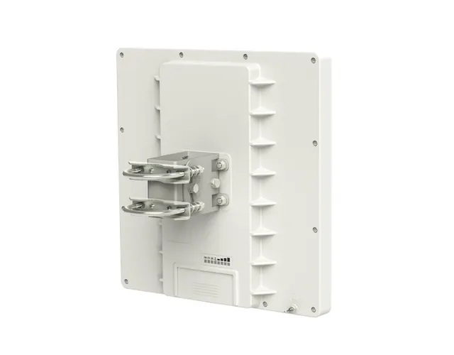 MikroTik RB911G-5HPND-QRT, QRT 5, 23dBi, 5GHz, GPOE, GLAN, RouterOS L4
