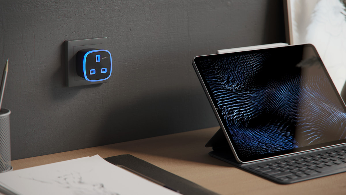 Ajax Smart Plug UK type