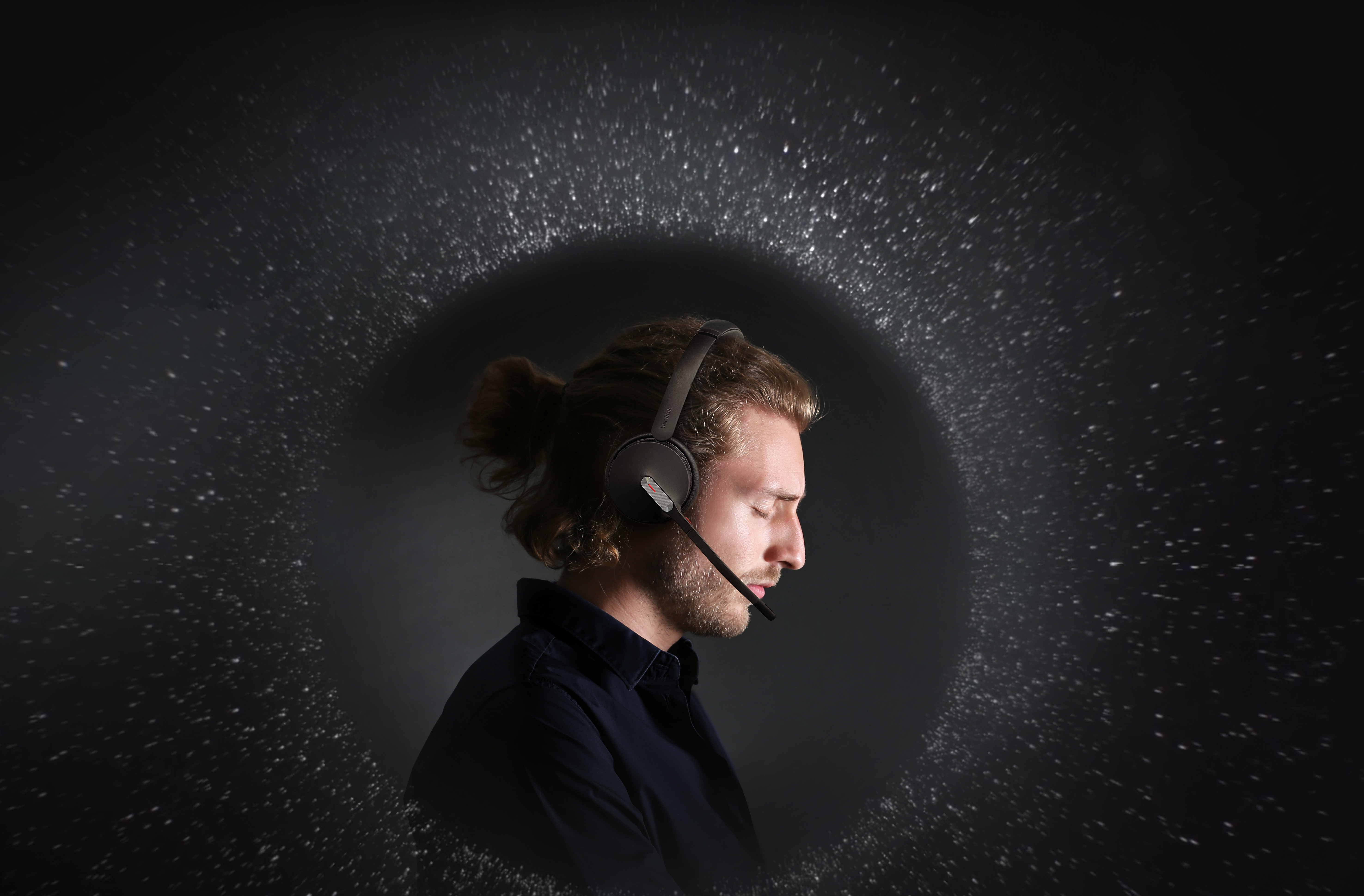 Yealink Headset Wireless Bluetooth 3-Mic NC with B/T Dongle & Charging Stand BH70 Mono Teams