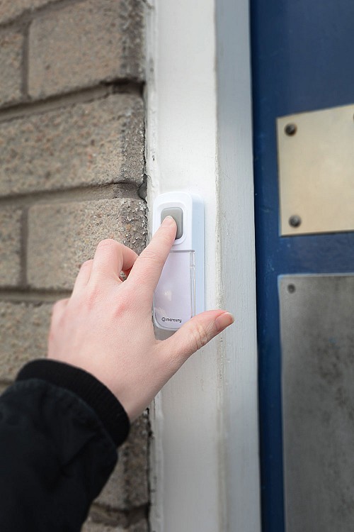 Mercury Wireless Plug-in Doorbell White 350.310UK