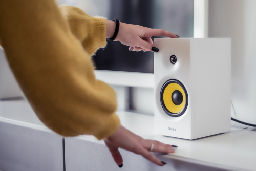 Edifier R1080BT Active Speakers BT/AUX/Line-In White