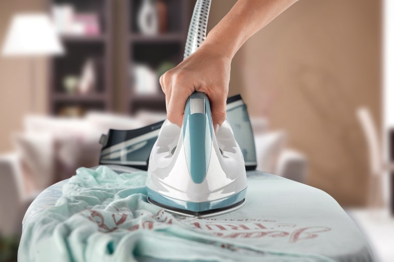 Gorenje Iron Steam Generator 2200W 4.5 BAR 2L Water Tank SGH2200LBC