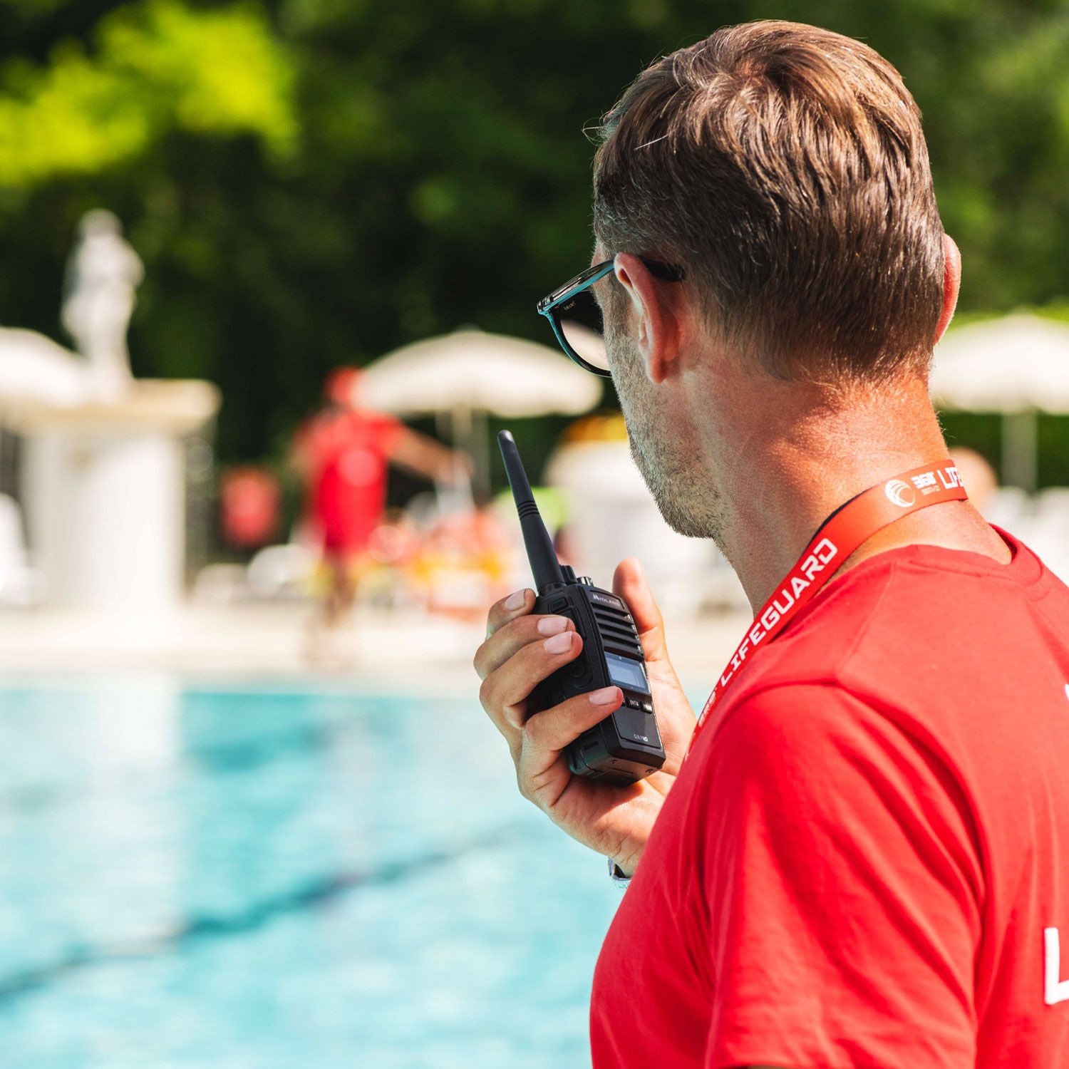 Midland G18 Pro Noise Cancellation PMR446 Waterproof Radio (Single)