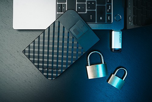 Verbatim USB Drive 3.0 Secure Data Pro AES Encryption 64GB