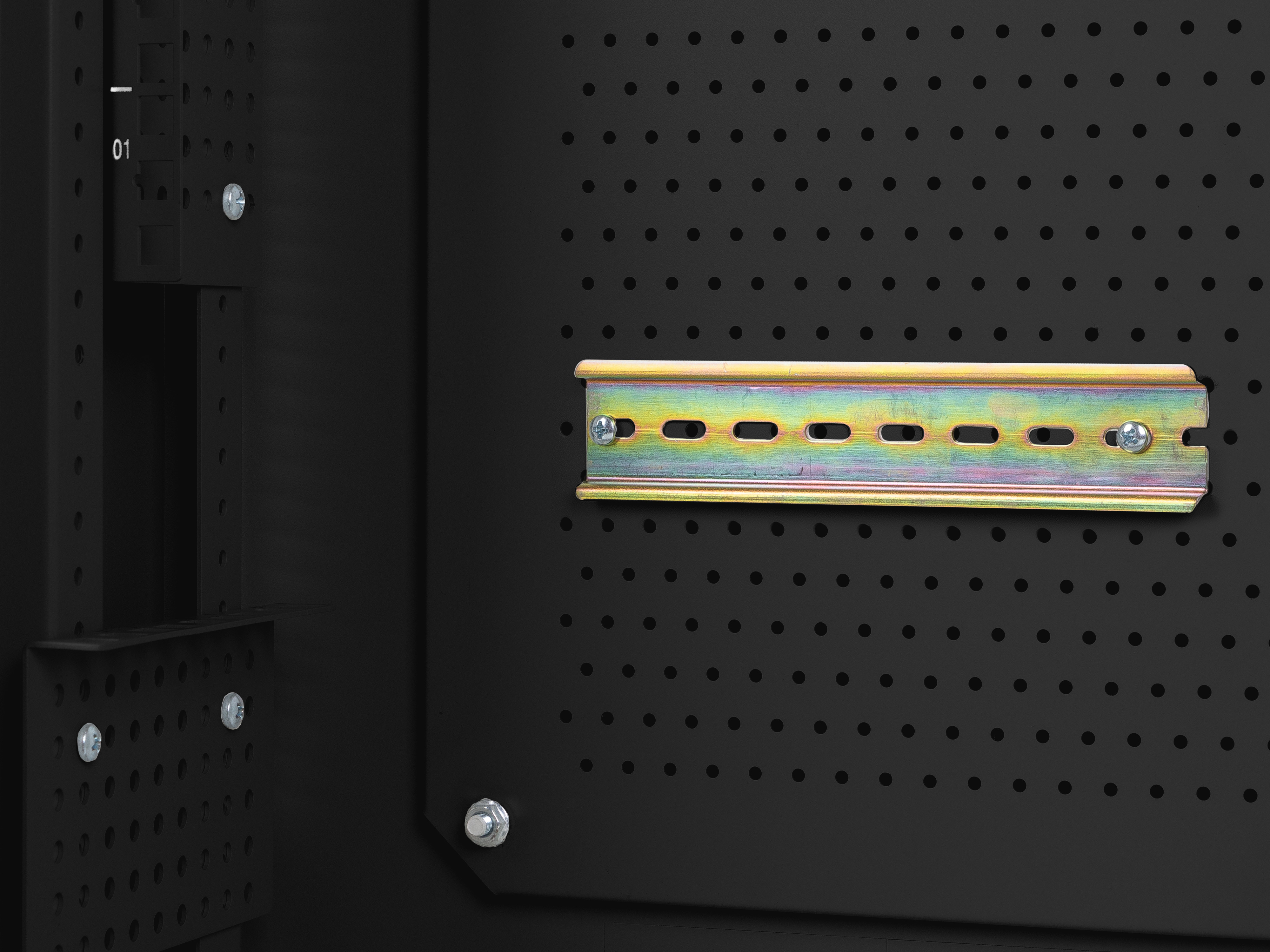 Lanberg Wall Rack 19'' Low Profile 6U+3U Assembled Black Z34159