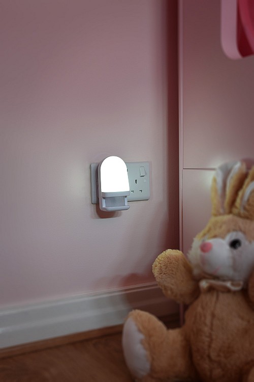 Mercury LED Night Light with PIR Sensor 429.956UK