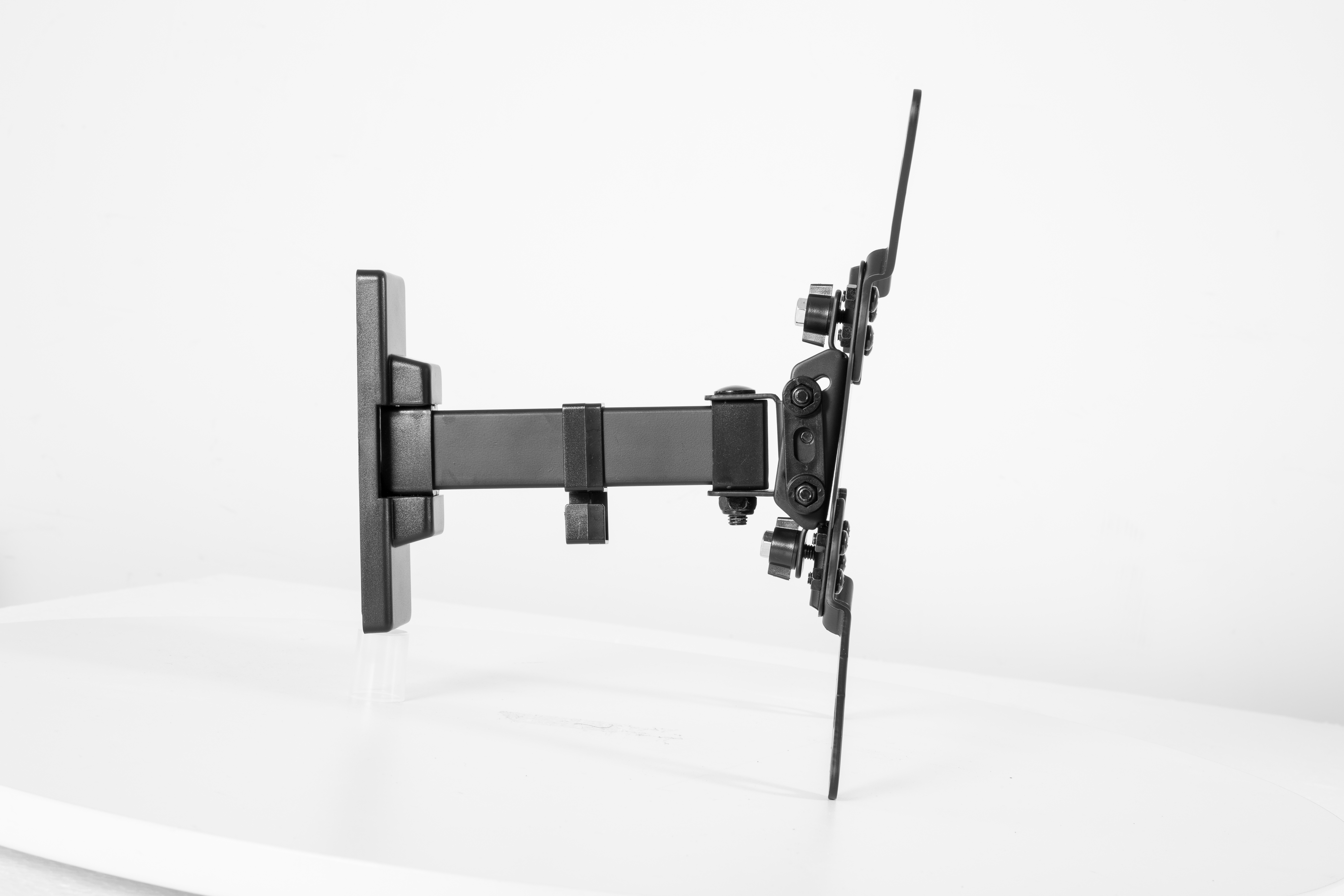 Brateck TV Mount 20x20 Turn 1-Arm LDA21-221