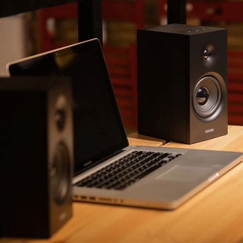 Edifier R1080BT Active Speakers BT/AUX/Line-In Black