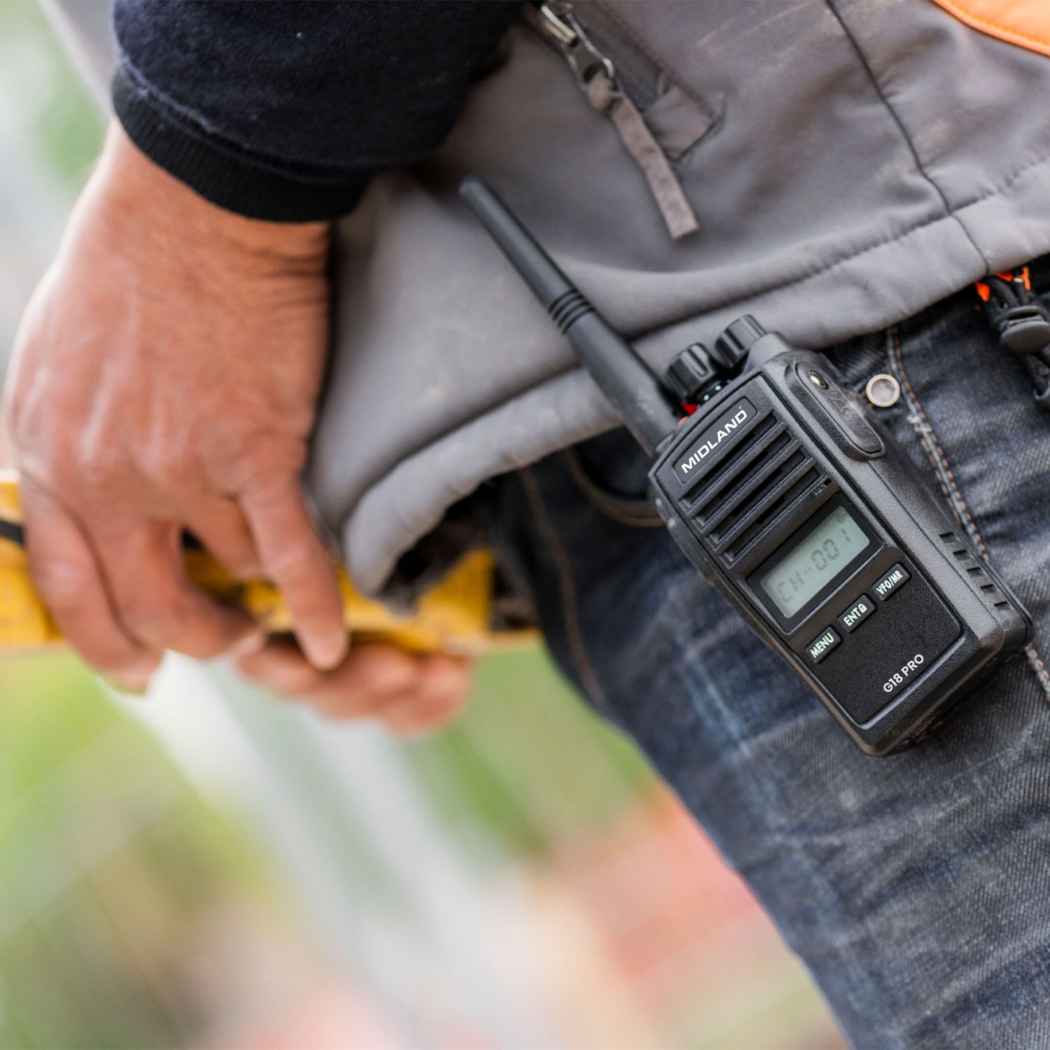 Midland G18 Pro Noise Cancellation PMR446 Waterproof Radio (Single)