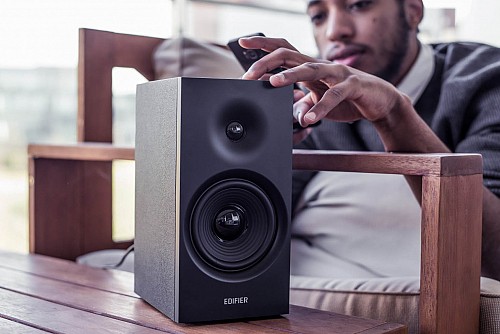 Edifier R1080BT Active Speakers BT/AUX/Line-In Black