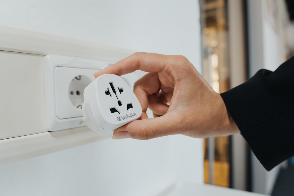 Verbatim Travel Adaptor World to Europe WTEU-02