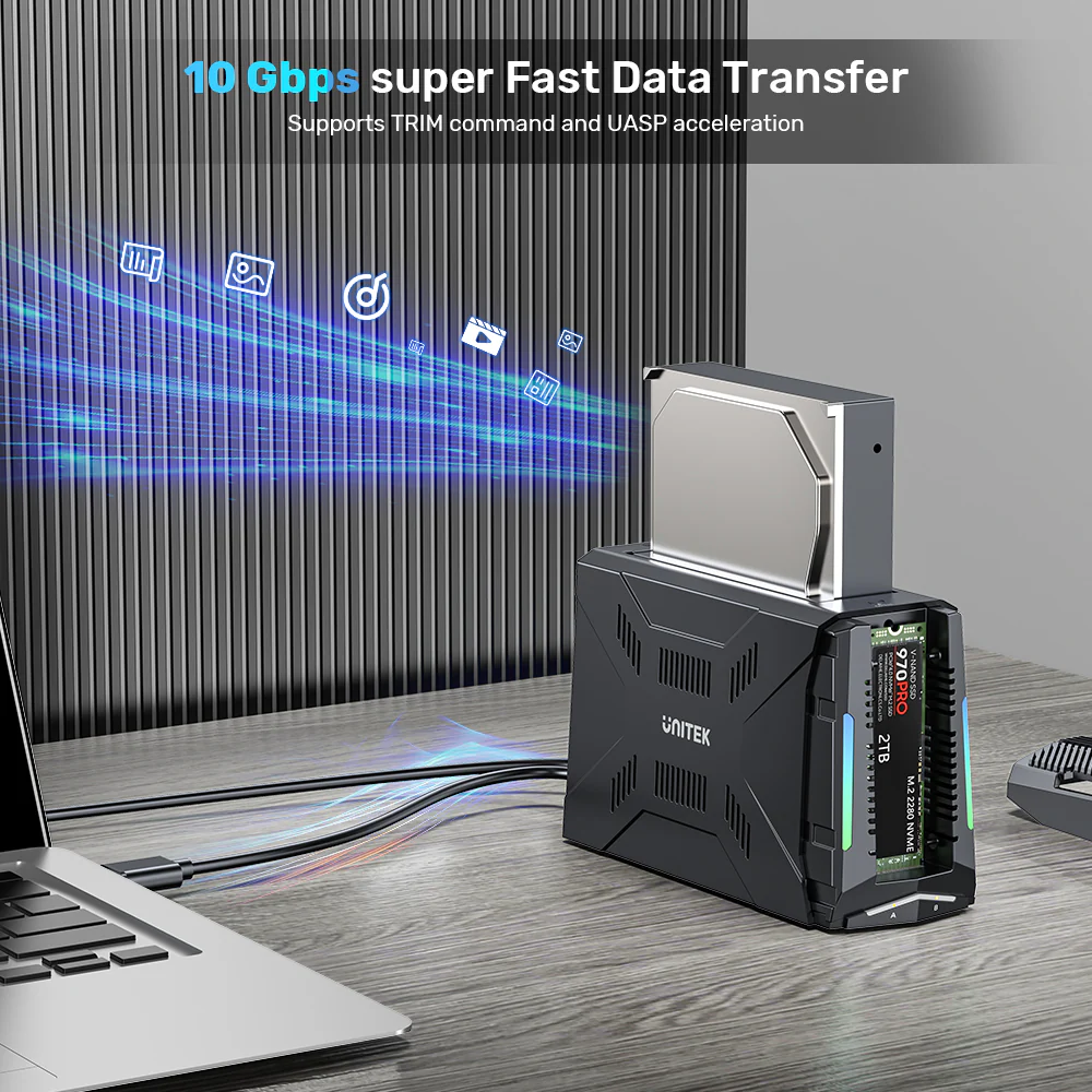 Unitek USB-C NVME/PCIe/SATA/HDD 10Gbps RGB Docking Station S1234B
