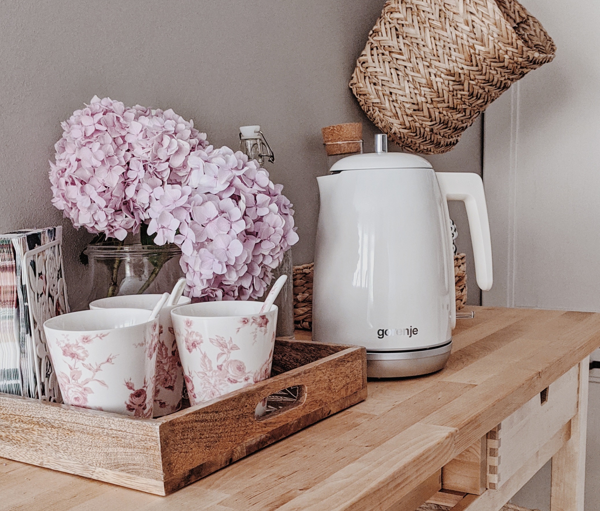 Gorenje Kitchen Kettle 2200W 1.7L K15RL Retro Ivory K15RL