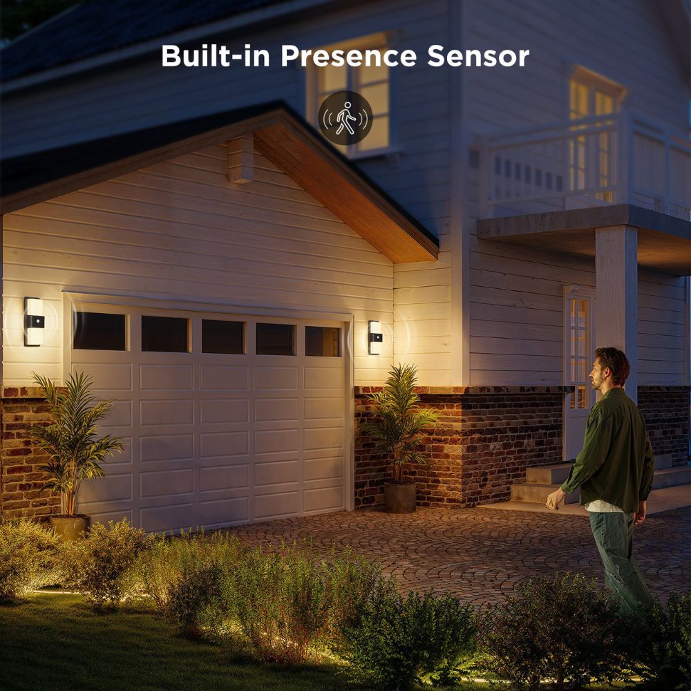 Govee Outdoor Wall Light RGBICWW Built-in PIR Sensor