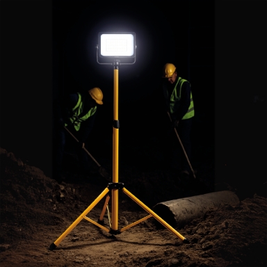 Rexer Floodlight with Tripod Mains Powered 4000k 1 x 50W / 5500 lms RX08050