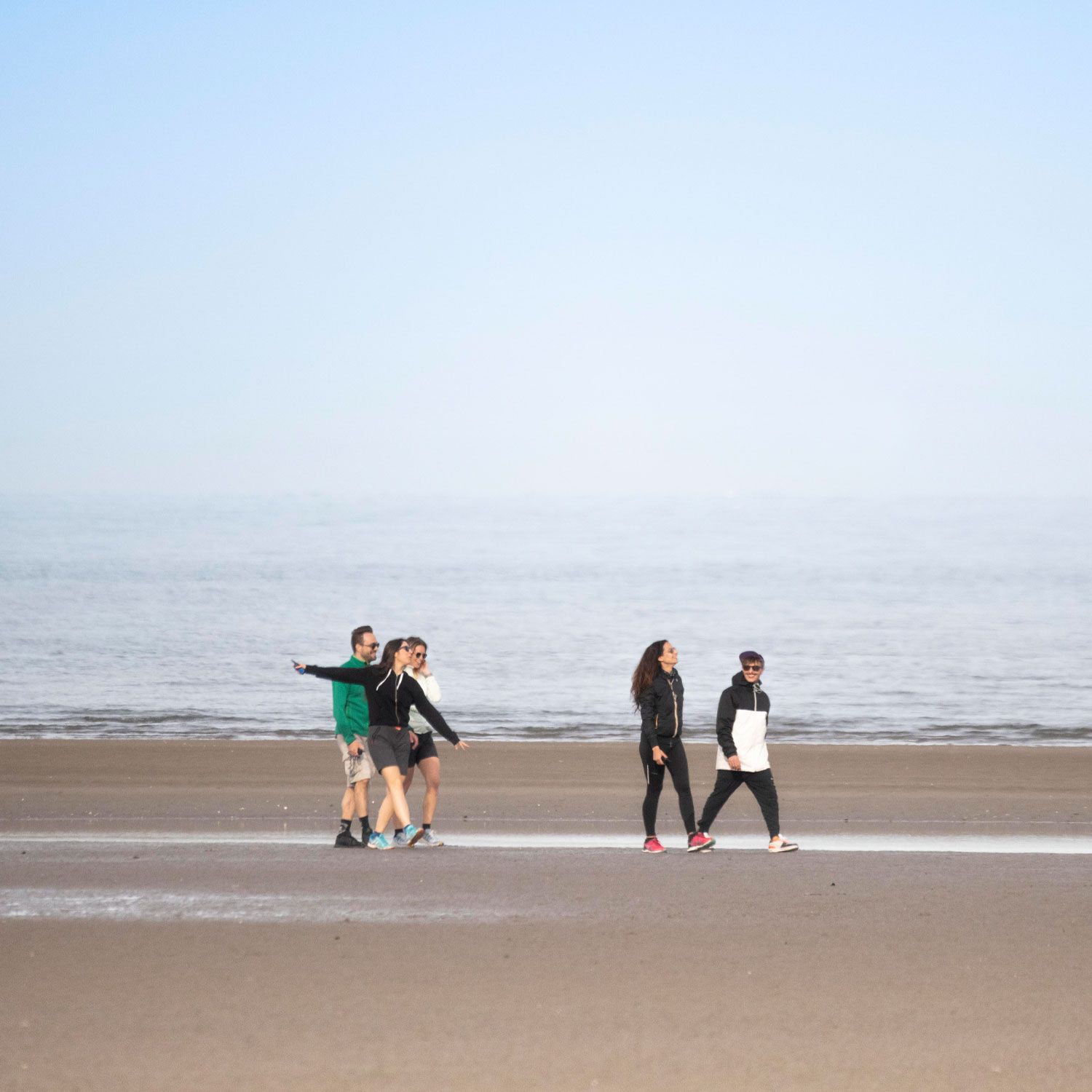 Midland XT10 Pro Two Way Radio Walkie Talkies (Pair)